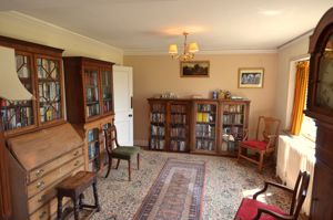 Dining Room- click for photo gallery